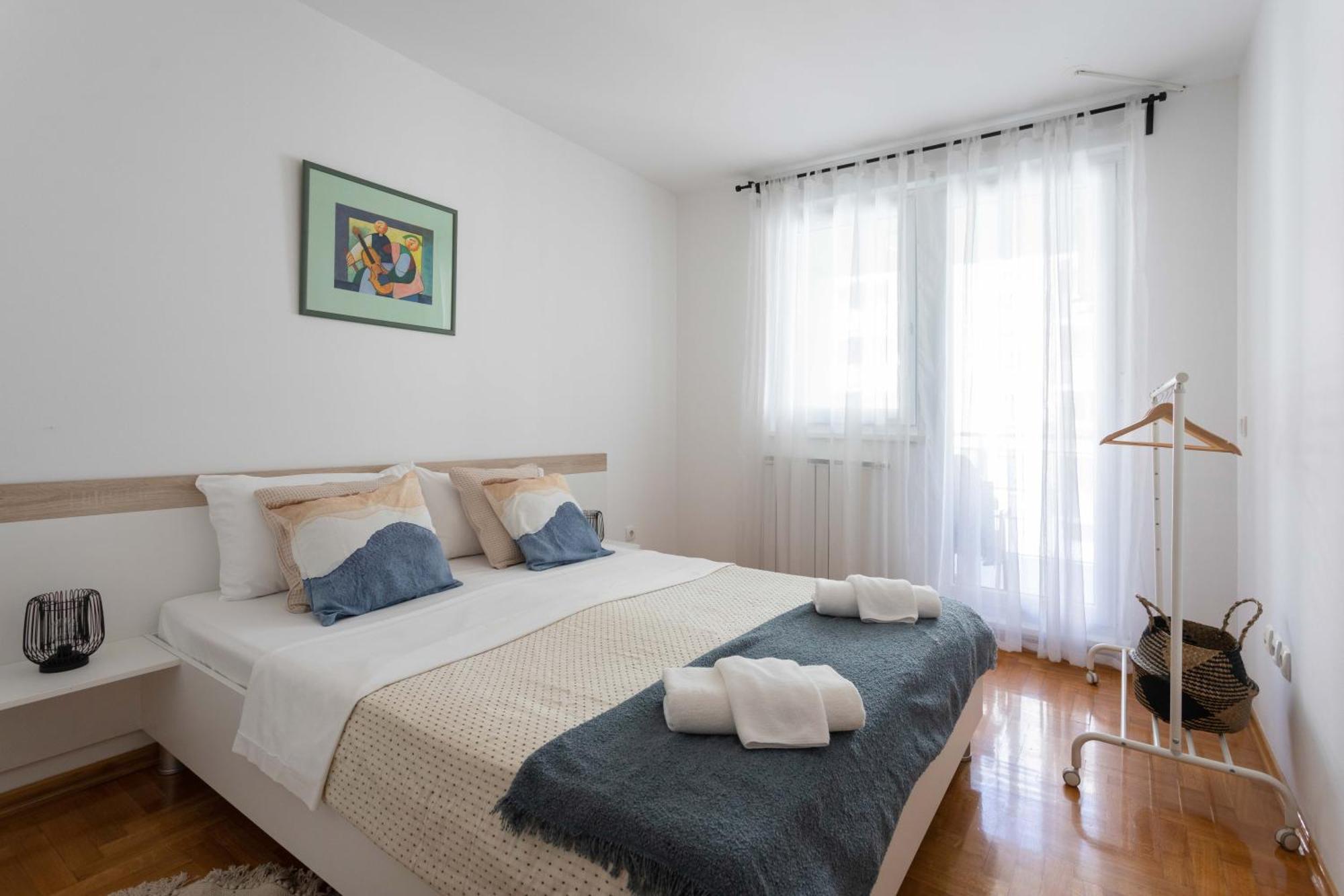 Sunny 1Bdr With Balcony & Parking Apartment Zagreb Exterior photo